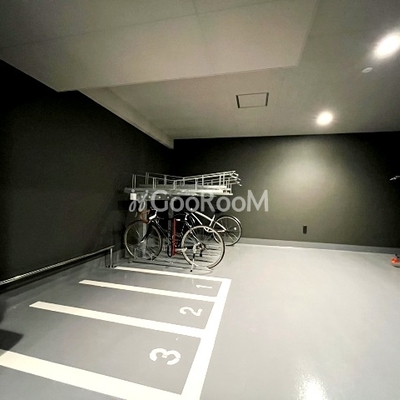 
						プライムメゾン錦糸町  バイク置場