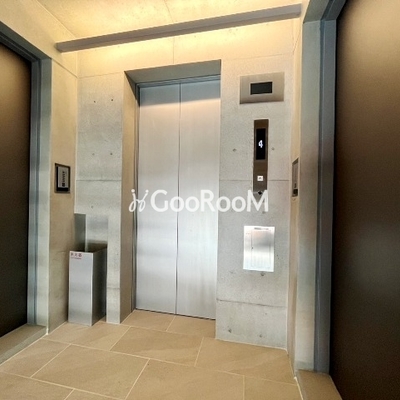 
						エスセナーリオ青葉台デュオⅠ エレベーター