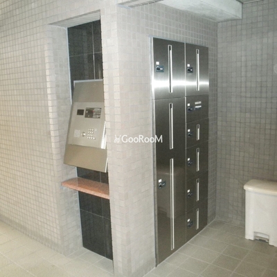 
						シーダム目黒 宅配BOX