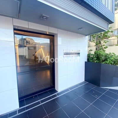 
						アーバンパーク方南町2 入口3