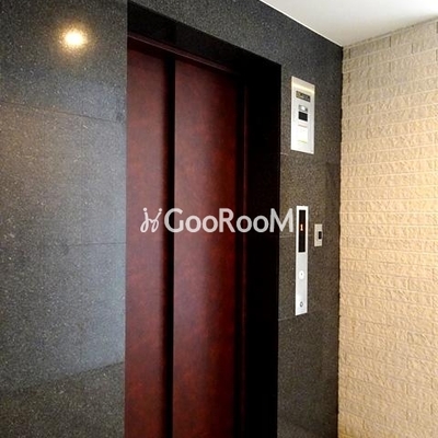 
						KDXレジデンス品川シーサイド エレベーター