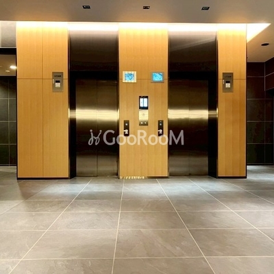 
						ザ・パークハビオ滝野川 エレベーター