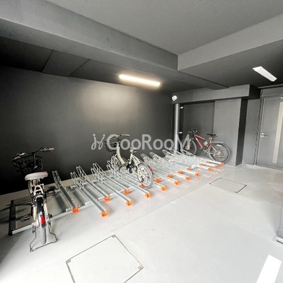 
						シダープラザ目黒本町 駐輪場