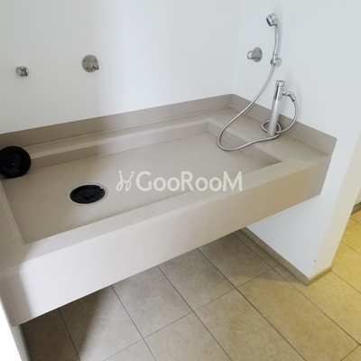 
						コンフォリア新中野 ペット足洗