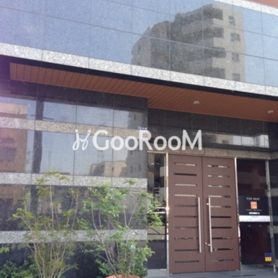 
						アーレア戸越公園 入口