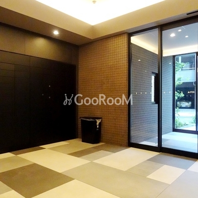 
						カーサスプレンディッド恵比寿一丁目 ロビー