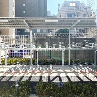 
						ラティエラ四谷 外観・共用部 写真12