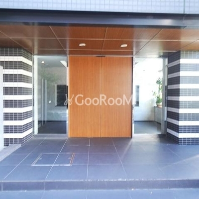 
						パークハビオ東中野  エントランス