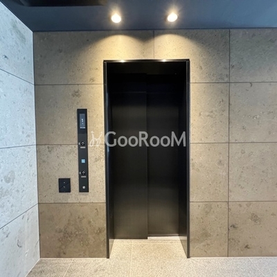 
						シーズンフラッツ代々木 EV