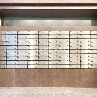 
						レジディア新御徒町Ⅱ 郵便受け