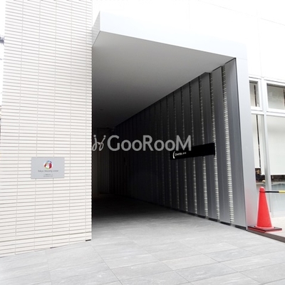 
						コンフォリア新中野 入口