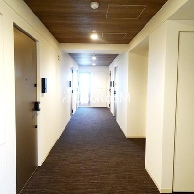 
						アーバネックス深川木場 内廊下