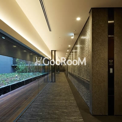 
						エル・セレーノ元赤坂レジデンス ロビー