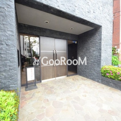 
						フェニックス代田橋 エントランス