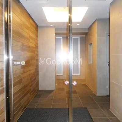 
						レジデンス神谷Ｃ エントランス1