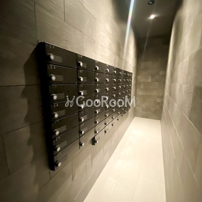 
						トラディス赤塚 郵便受け