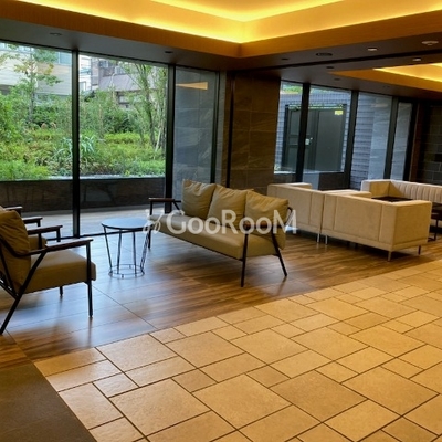 
						センチュリー葛西グリーンフィールド ロビー