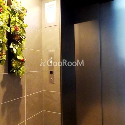 
						パークアクシス池袋パークフロント エレベーター