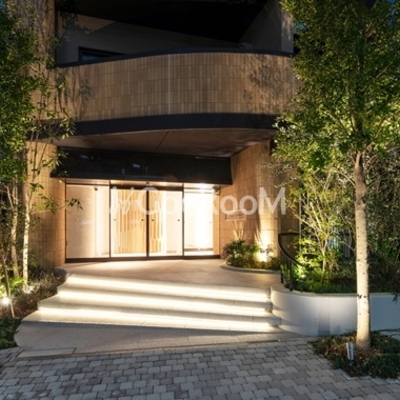 
						パークホームズ十条 エントランス3