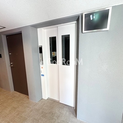 
						グローリオシェルト池袋2 EV