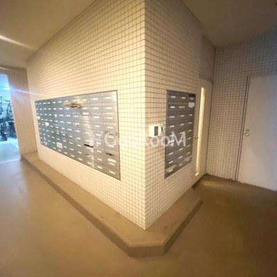 
						TKフラッツ渋谷 郵便受け1