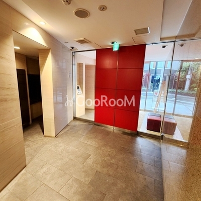 
						中目黒ウエスト ロビー