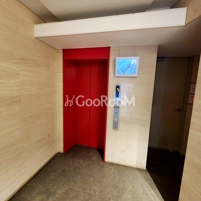 
						中目黒ウエスト EV