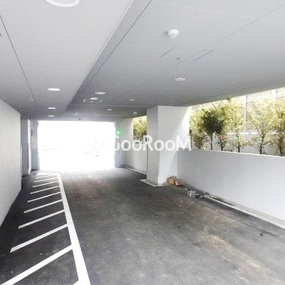 
						オーキッドレジデンス渋谷富ヶ谷 駐輪場