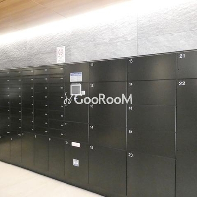 
						アーバンコア月島 宅配BOX