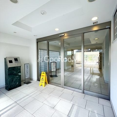 
						イクシア高津 外観2