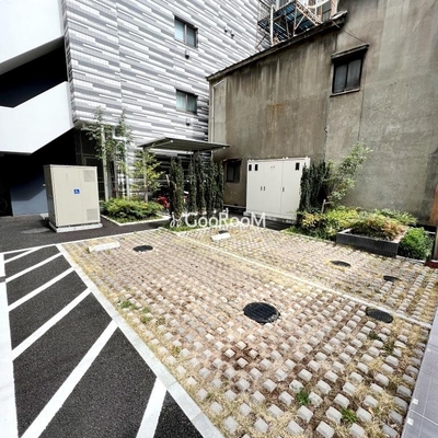 
						ラグゼナ秋葉原 駐車場