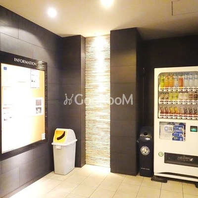 
						フェニックス代田橋 ロビー