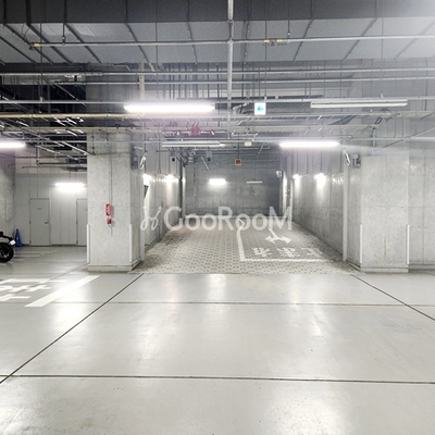 
						テラス渋谷美竹 バイク置場