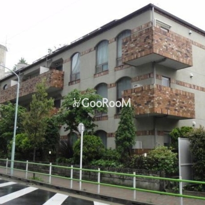 
						ファーストアパートメンツ三田 外観