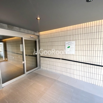 
						トラディス赤塚 エントランス