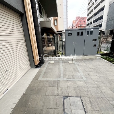 
						サンフォレストグレイス バイク置場