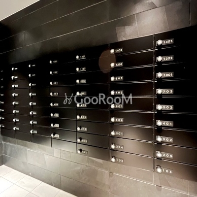 
						エレミ元蓮沼 郵便受け