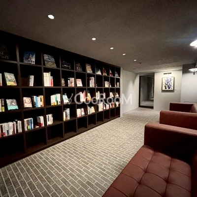 
						パークアクシス新宿百人町 共用部写真5