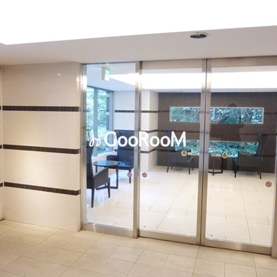 
						パークハビオ渋谷 エントランス