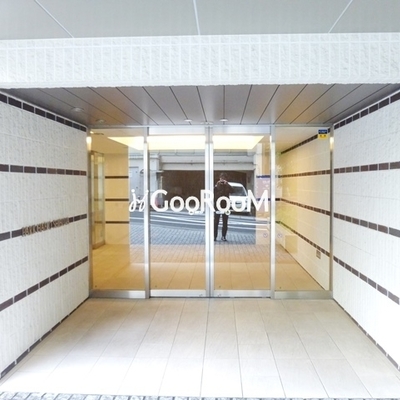 
						パークハビオ渋谷 エントランス