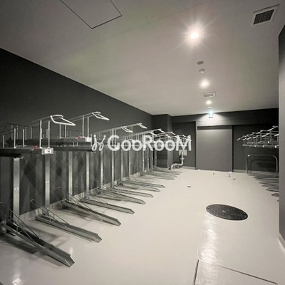 
						シーズンフラッツ浅草六丁目 駐輪場