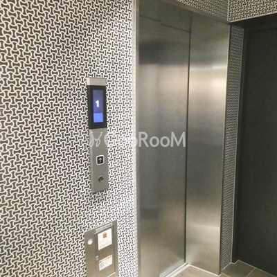 
						ザ・パークハビオ日本橋小伝馬町  エレベーター