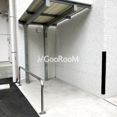 
						南麻布ノース バイク置場