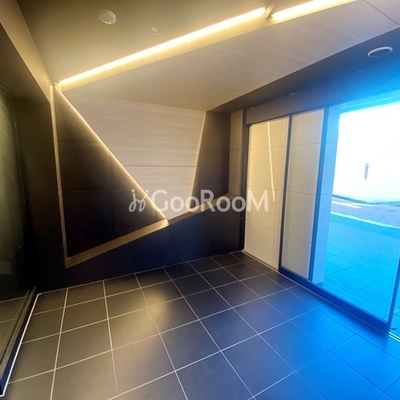 
						アーバンパーク方南町2 入口