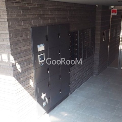 
						グローリオシェルト池袋本町 エントランス