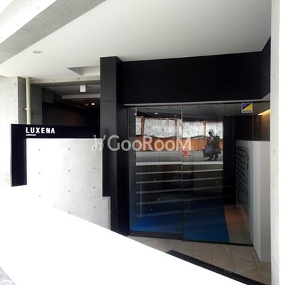 
						ＢｌｕＲｏｃｋ青葉台 エントランス