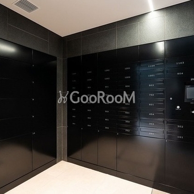 
						コンフォリア・リヴ東池袋  エントランス1