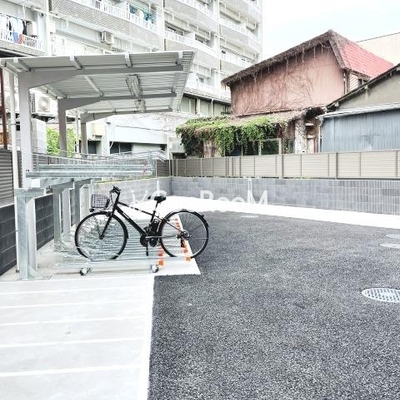 
						アイフラット中目黒　駐輪場