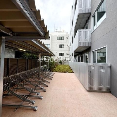 
						ソルテ千駄ヶ谷 外観・共用部写真3