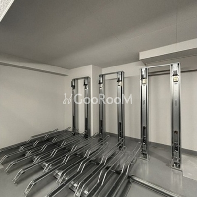 
						モディア銀座イースト　駐輪場